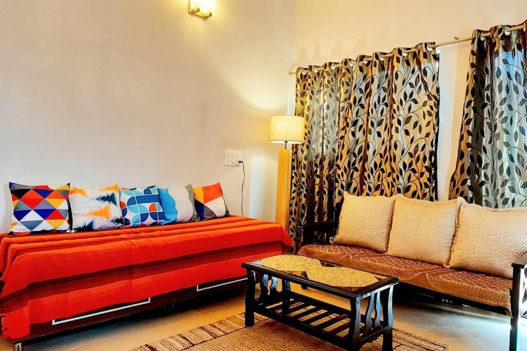Joy Cottages - Premium Chalets, Vacation Home Rentals Karjat Buitenkant foto